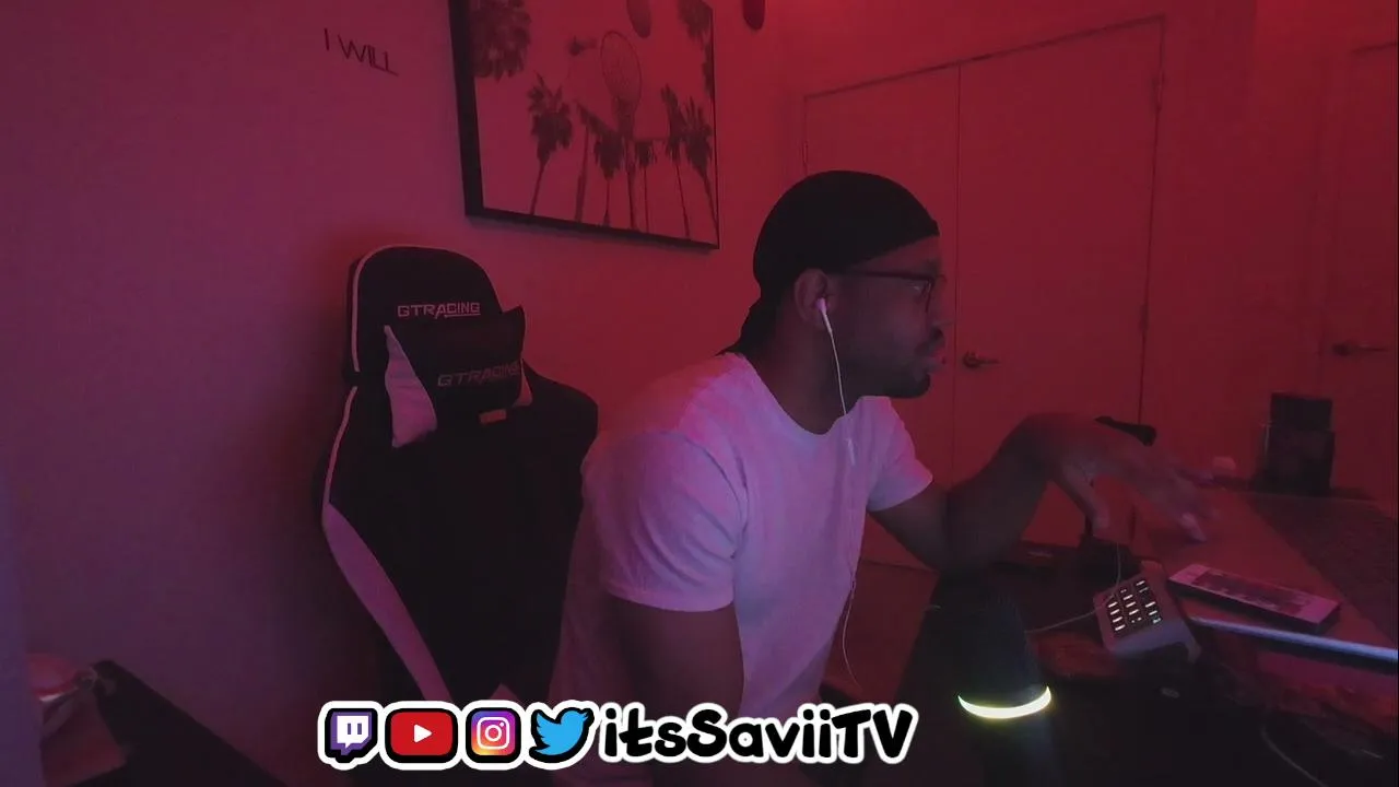 reacting videos then game ROAD TIL 1K FOLLOWERS