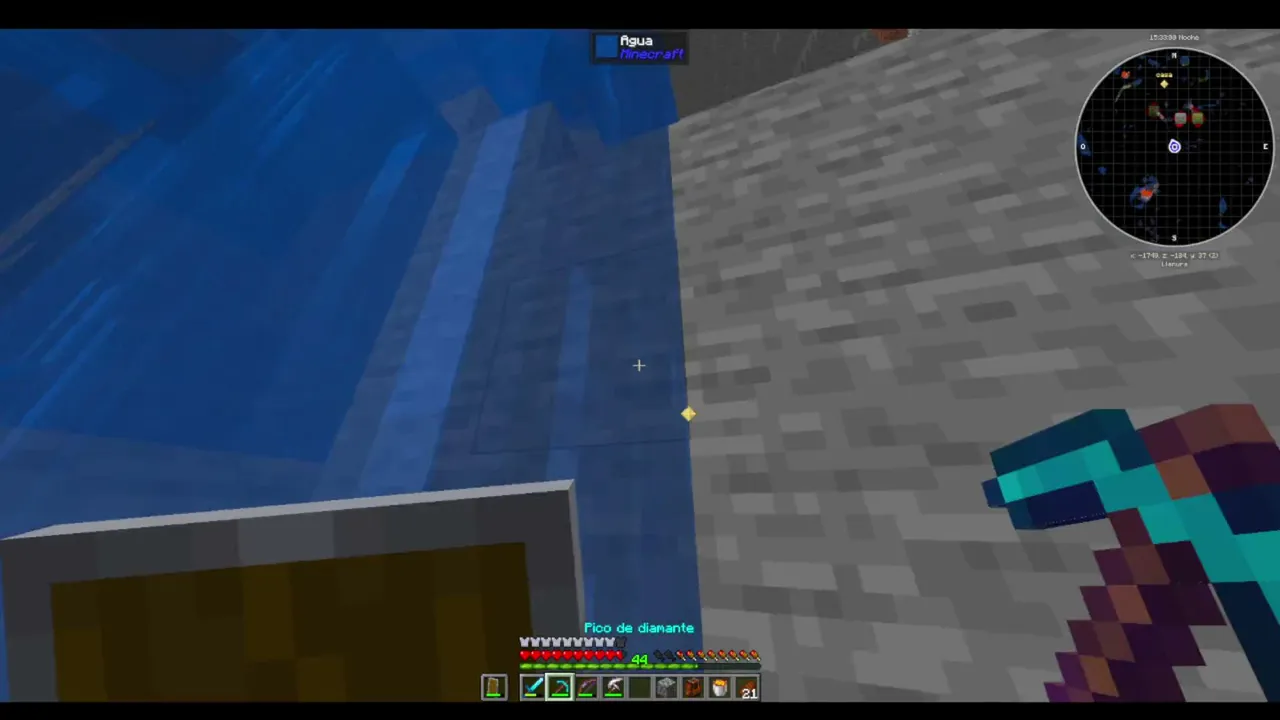Mundo solitario con 1000 mods