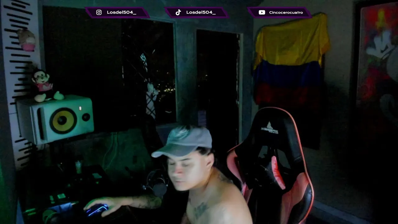JUGANDO MINECRAFT CON LOS SOCIOS │@nicohernandezp_ @lynx.flp