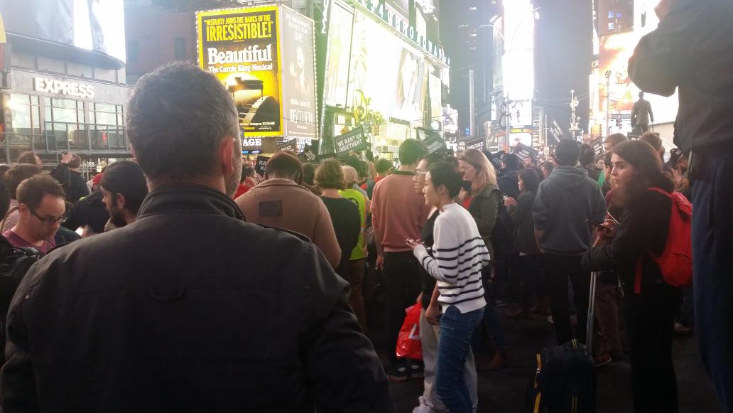 Kudos to all the peaceful Protesters  tonight across the nation! #timesqaure http://t.co/z8VcZ8knKy