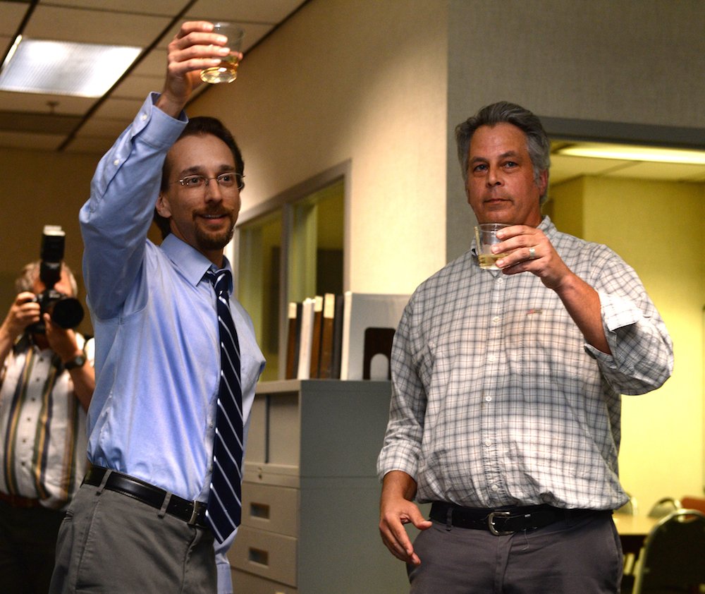 The journalist who won the Charleston Gazette-Mail’s first Pulitzer still does a monthly night cops shift
https://t.co/IVuZQxE4Y1 
