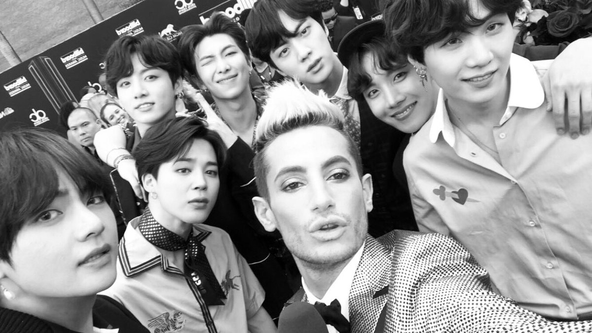 Freaking the Frankie out with @BTS_twt! #BBMAs ❤️🔥✨🙌🏻 https://t.co/ZoDkqSzrcP 
