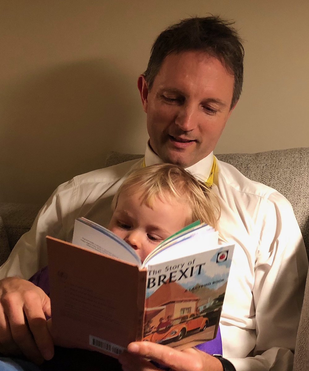 After a long day at the European Council, it’s good to spend some time with your 2 yr old...getting away from #Brexit 