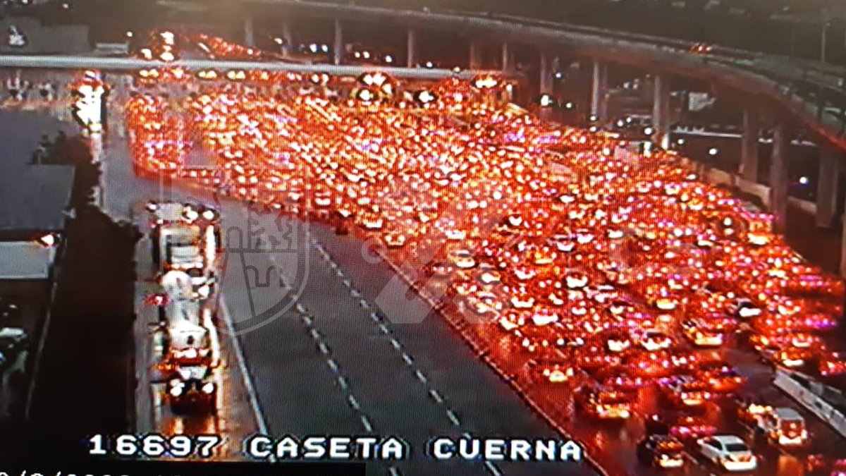 Avance complicado en la caseta de cobro México- Cuernavaca con dirección a la CDMX.

#MovilidadCDMX #C5 