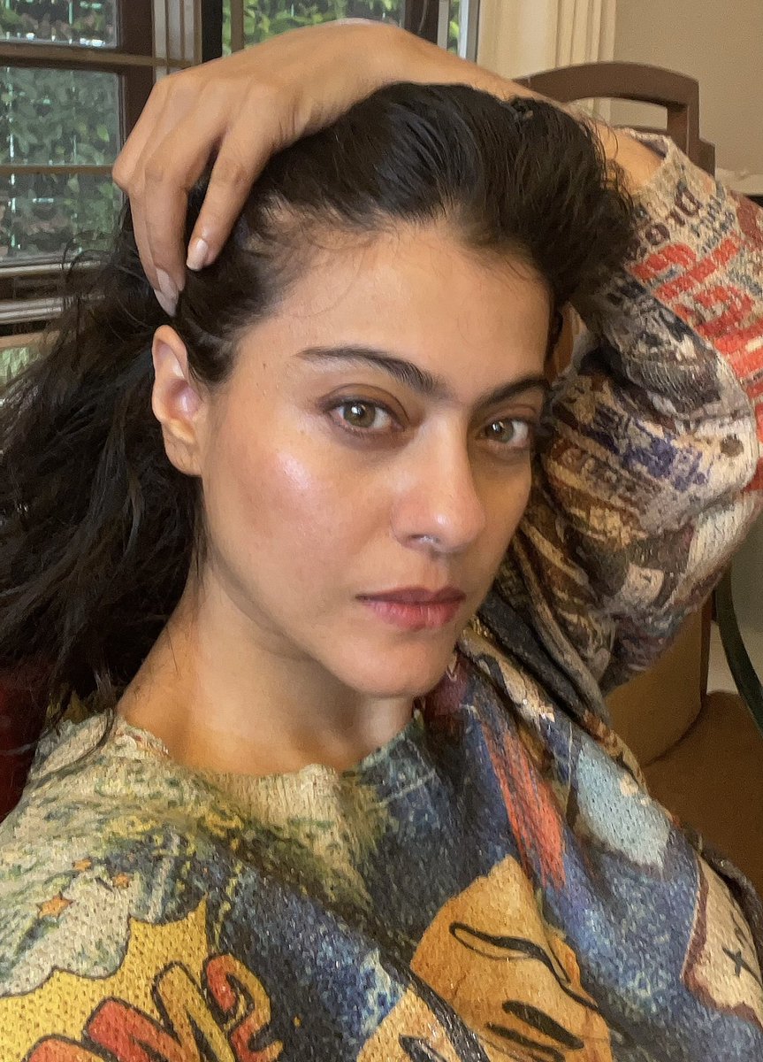 Warning: This selfie may cause excessive double-tapping….. including mine  (by mistake offcourse) 😜 