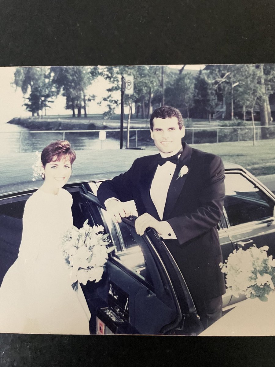 33 years ago today. 

3 great kids. An incredible wife who supported my dreams and my antics. 

I am blessed to have them on my #bitcoin journey. 

Hugs from the Fossers. TY fam. 