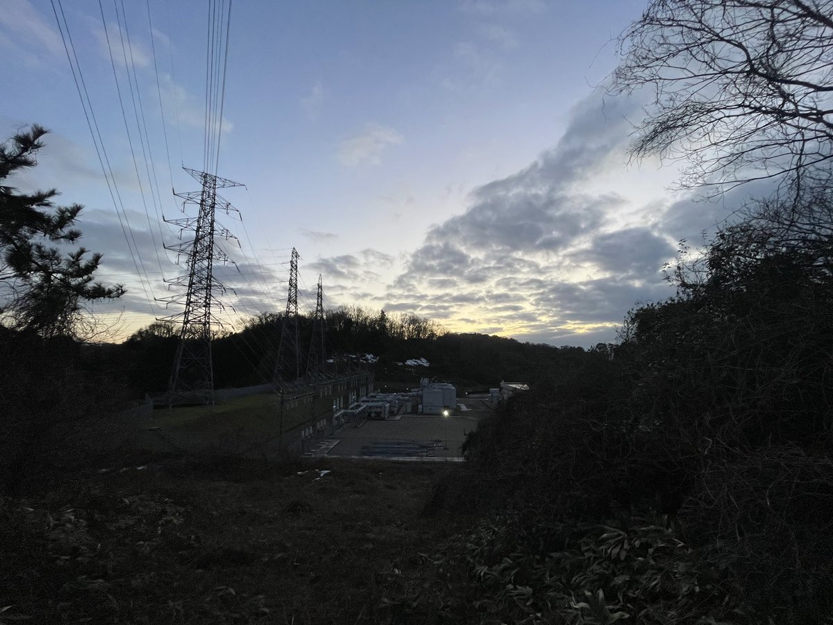 30m近い高台に来ました
ただひとりなので不安
携帯充電をキープするため
一旦切ります 