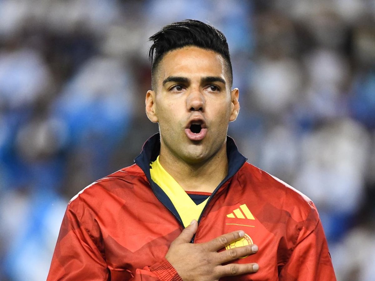 La selección tuya, la selección mia, la selección de todos... ¡Dios los bendiga muchachos! 

Vamos Colombia 🇨🇴 