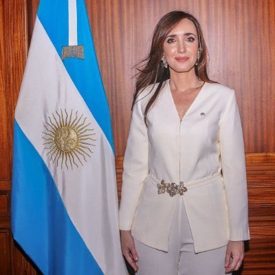 🗣️🇦🇷 Argentina's Vice-President Victoria Villarruel: 

"No colonialist country is going to intimidate us for a football song or for telling the truths that they do not want to admit. Stop feigning indignation, hypocrites. Enzo, I'm with you." 