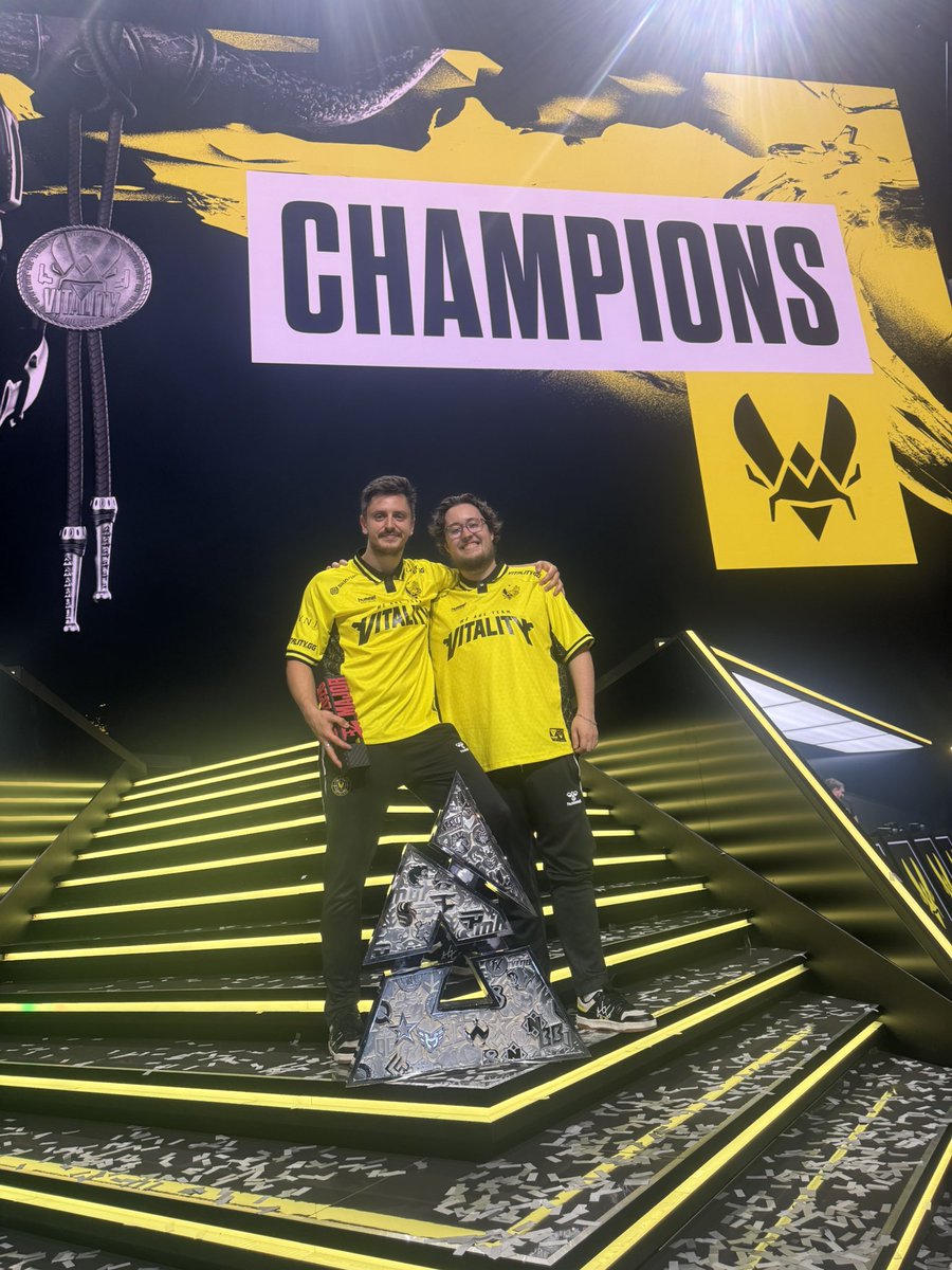 MAJOR FUCKING CHAMPIONS 😭😭😭. 