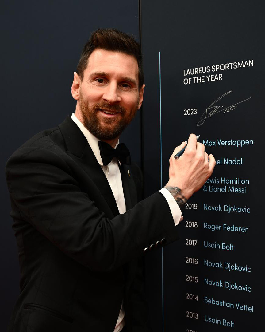Happy birthday, Lionel Messi 🥳

The first footballer to win the Laureus World Sportsman of the Year Award 🏆 